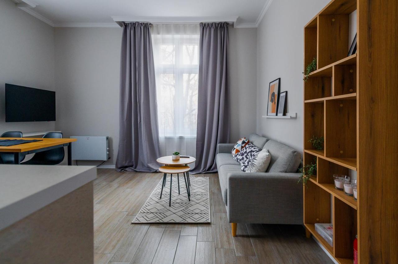 Boutique 2-Bedroom Apartment In โซเฟีย ภายนอก รูปภาพ