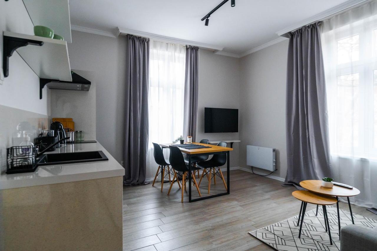 Boutique 2-Bedroom Apartment In โซเฟีย ภายนอก รูปภาพ